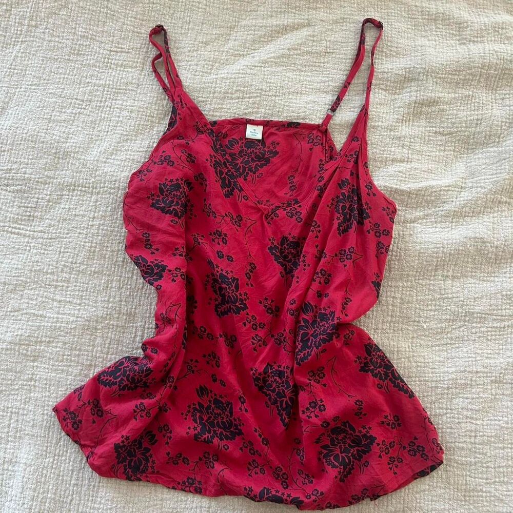 Sundance Women's Red Dark Floral Tank Small Whimsigoth Fairy Grudge Fantasy - Picture 8 of 8